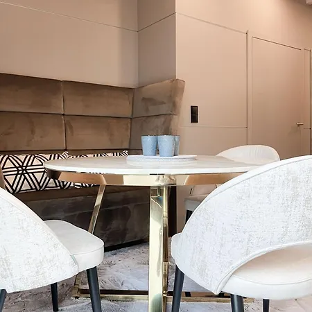 Penthouse Meerchenwald 6 דירה