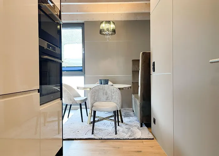 Penthouse Meerchenwald 6 דירה *