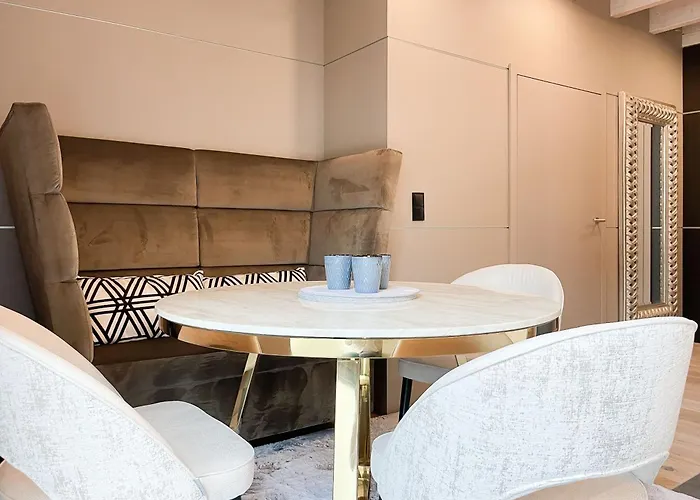 Penthouse Meerchenwald 6 Lägenhet *